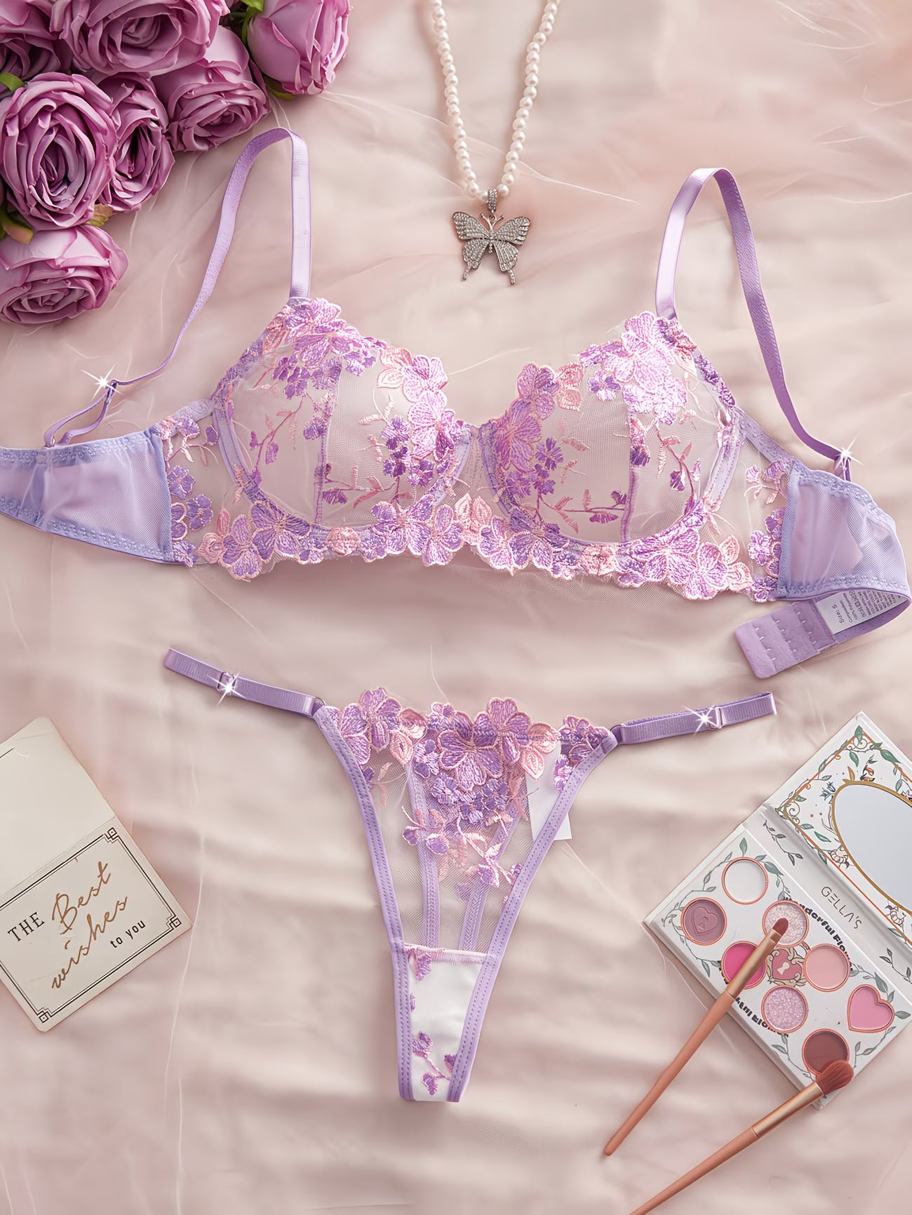 Sutiã e cueca Bordado Floral Roxo,
