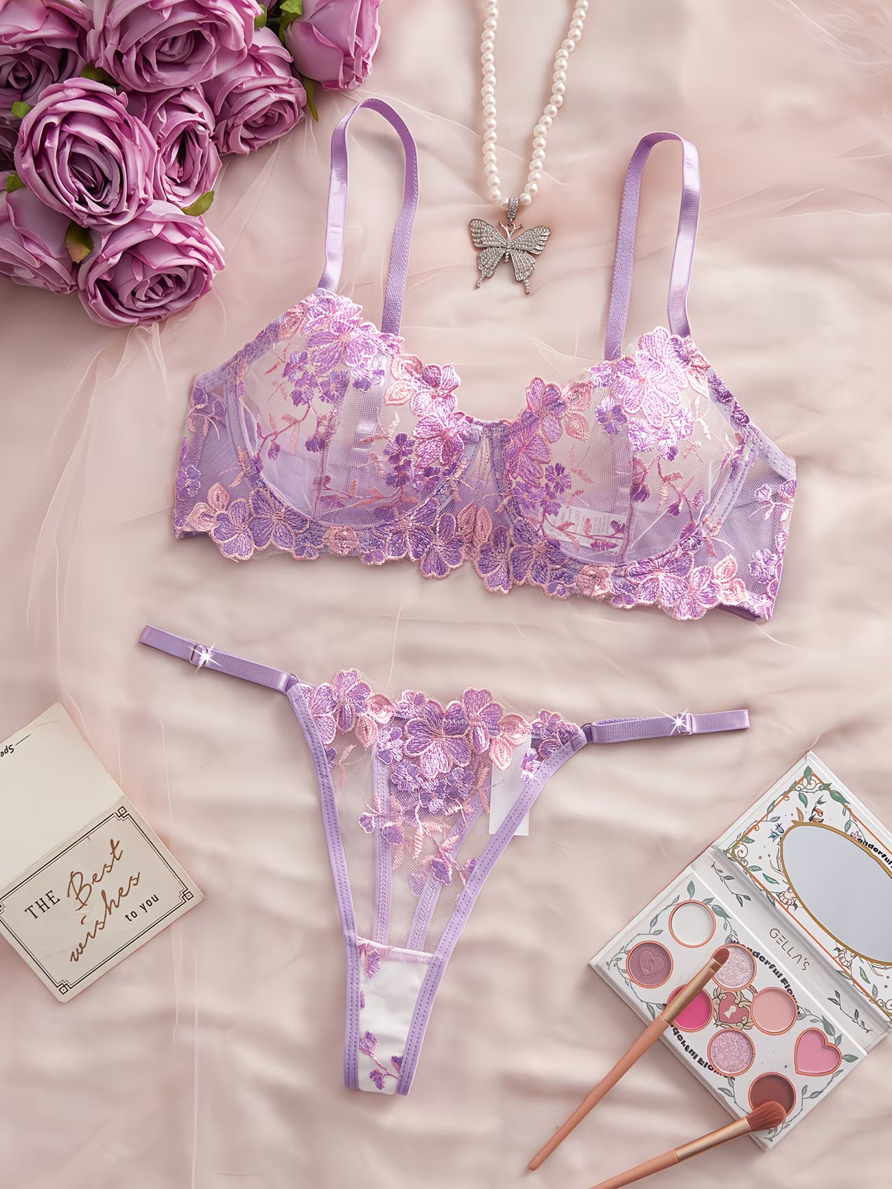 Sutiã e cueca Bordado Floral Roxo,