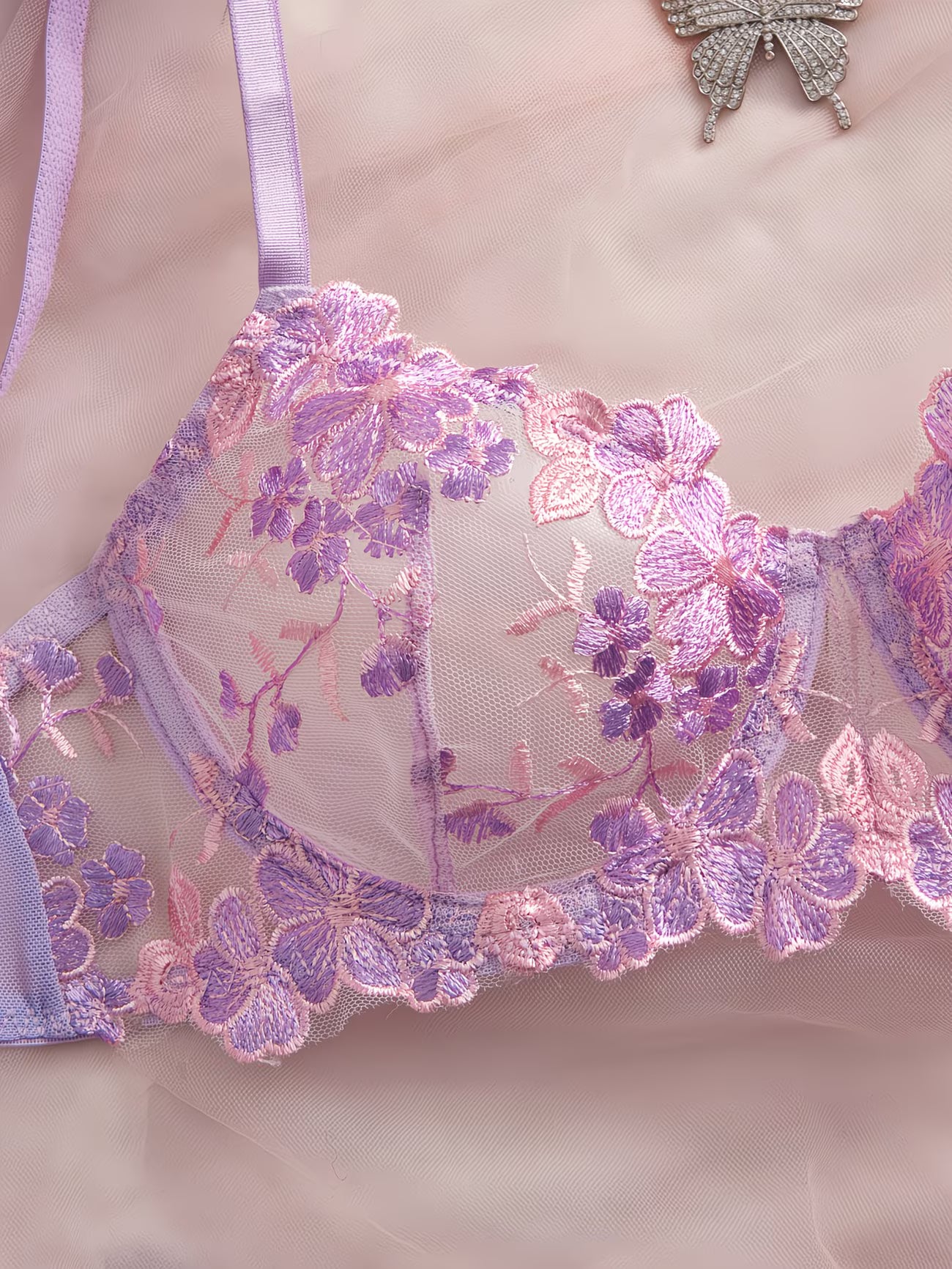 Sutiã e cueca Bordado Floral Roxo,