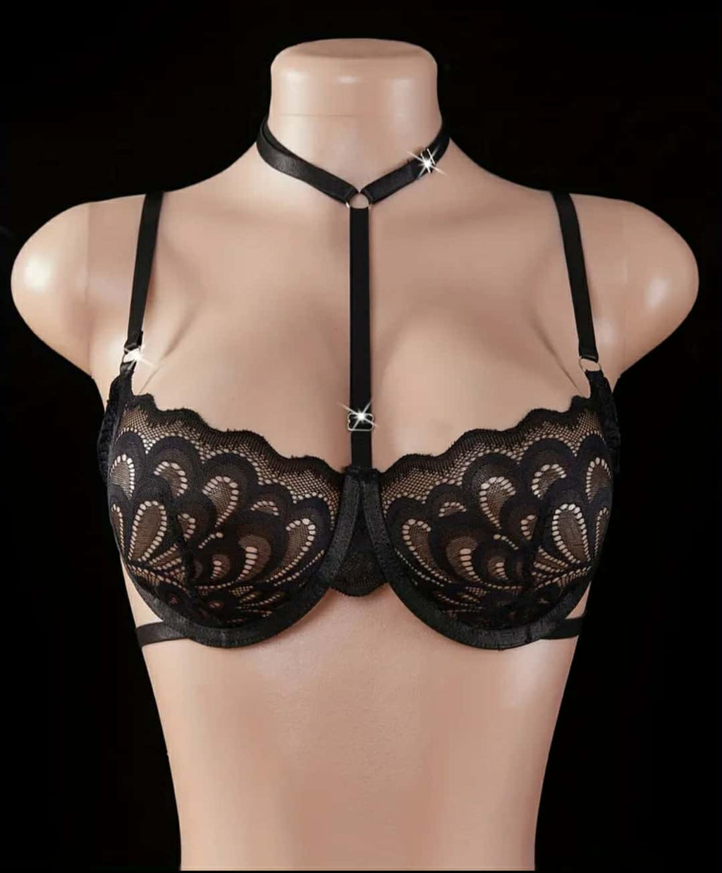 Conjunto cueca e sutiã, com ligas preto
