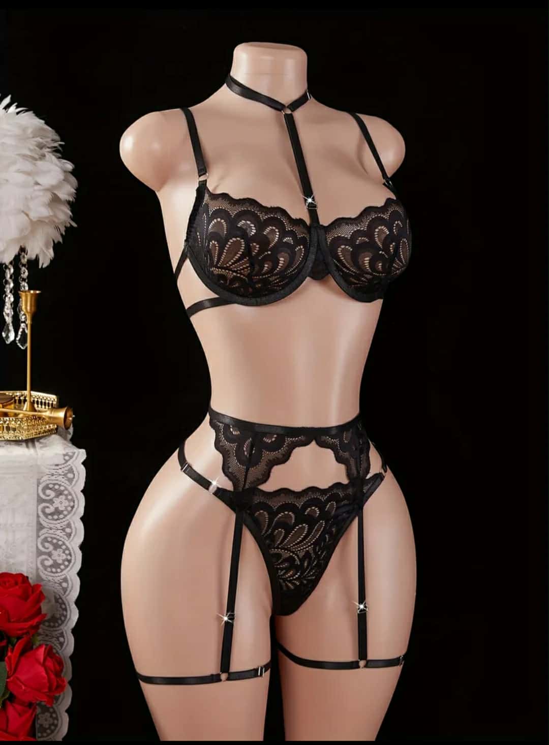 Conjunto cueca e sutiã, com ligas preto