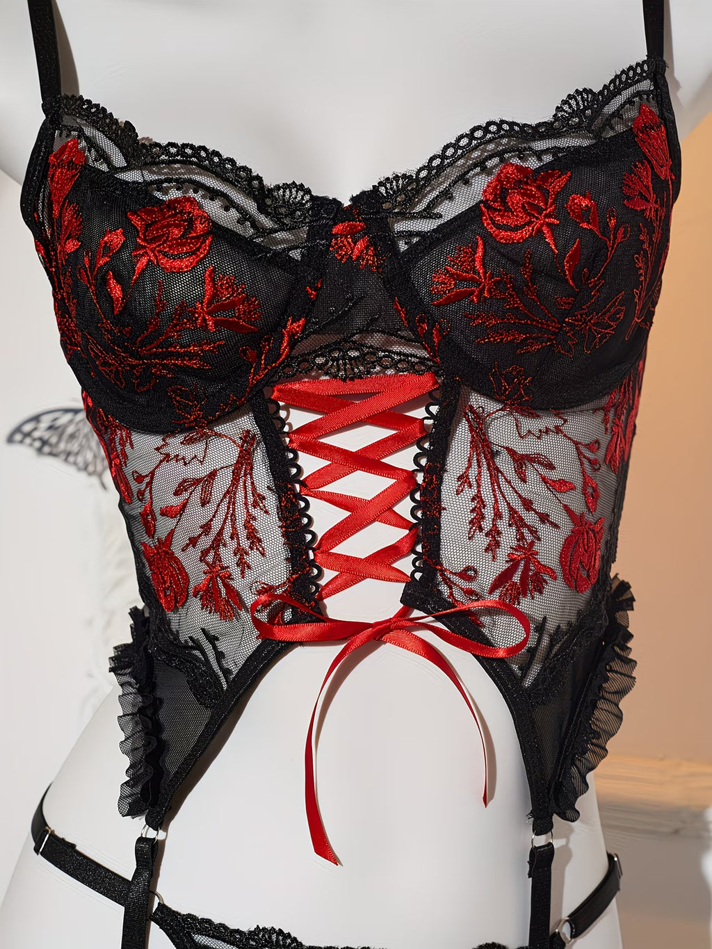 Conjunto de Lingerie Transparente com Bordado Floral Europeu e Americano