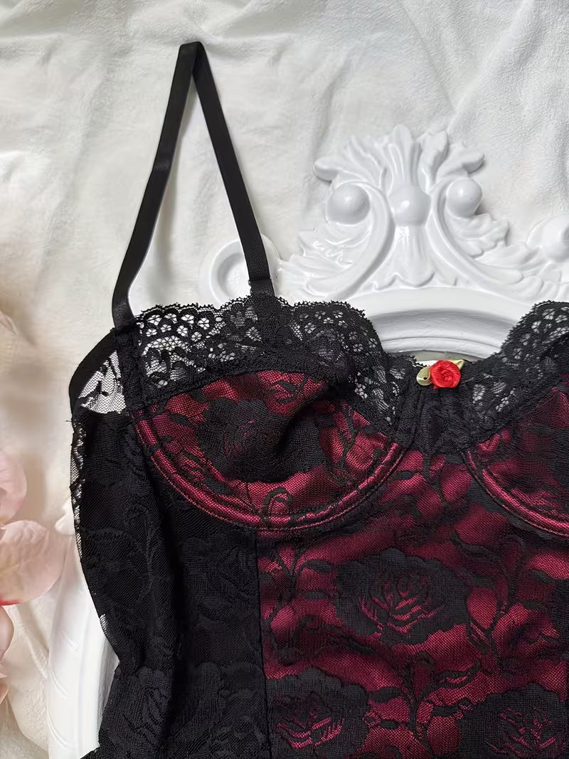 Conjunto de Body Sexy de Renda com Aplicações para Mulher
