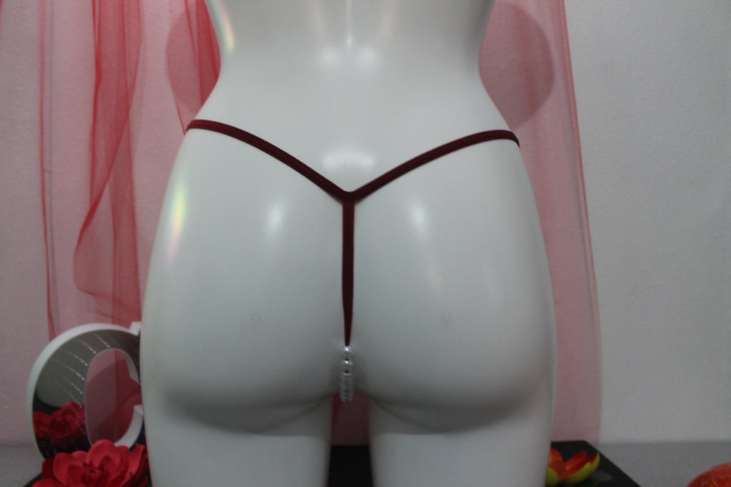 Cueca rendada com coração e perolas
