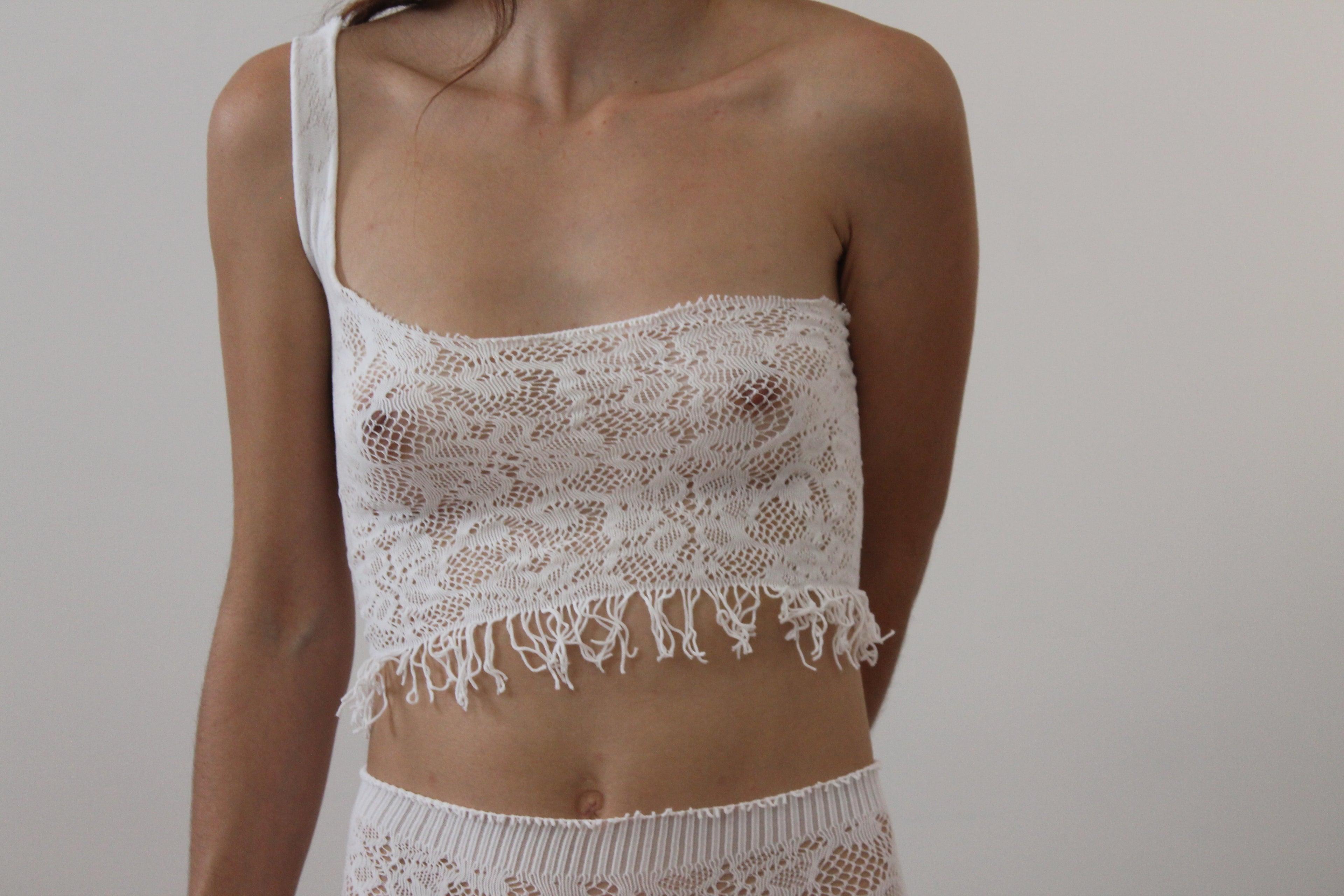 Conjunto branco perfurado basic
