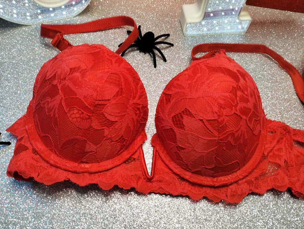 Sutiã vermelho almofadado rendado