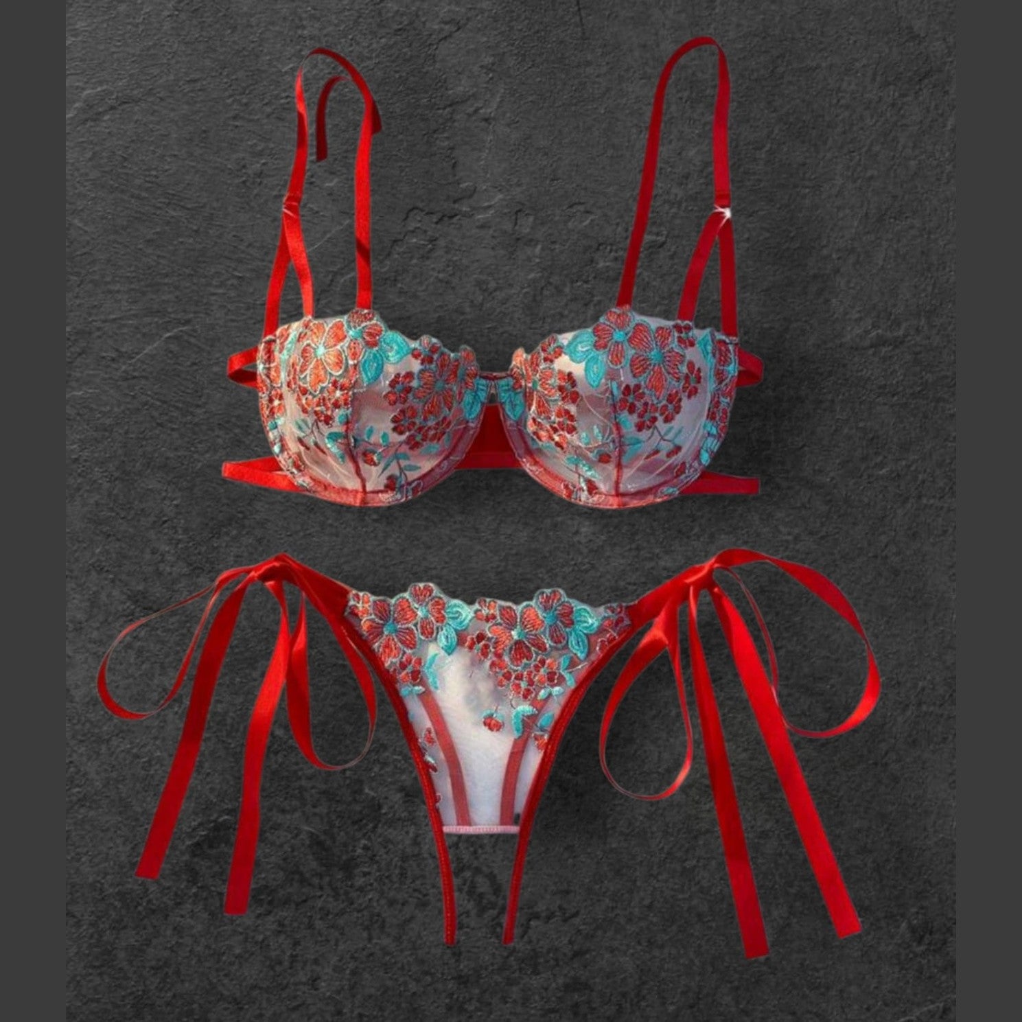 Conjunto de sutiã e cueca rendado vermelho e branco