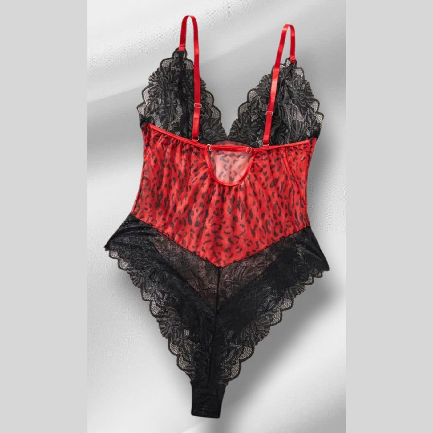 Body preto e vermelho rendado